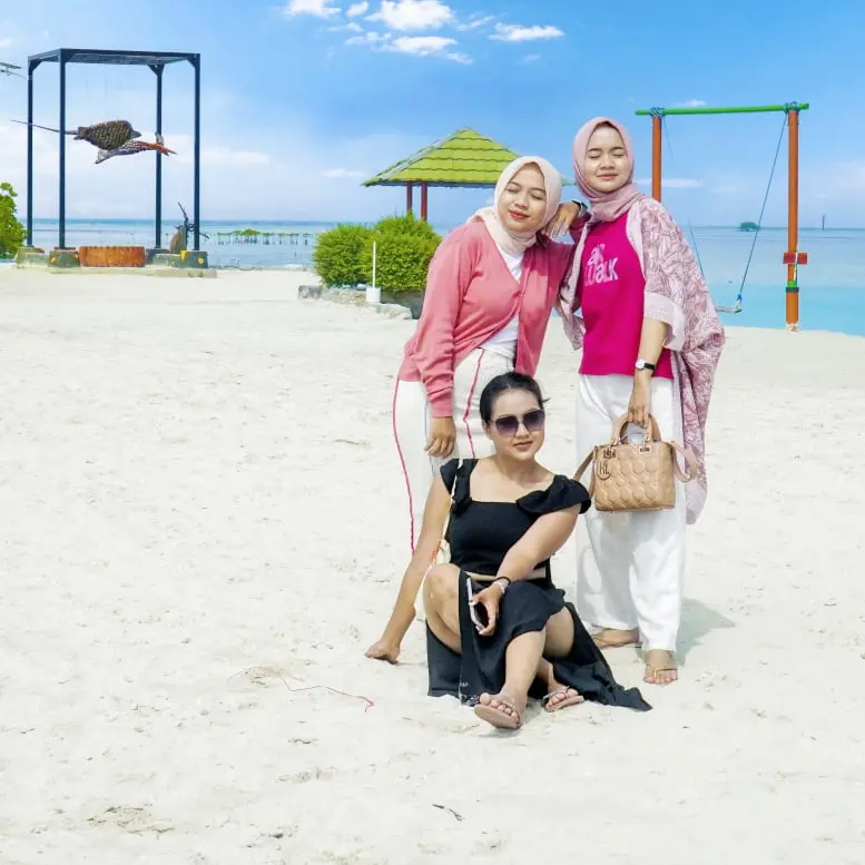 Paket Tour Pulau Pari 2 Hari 1 Malam